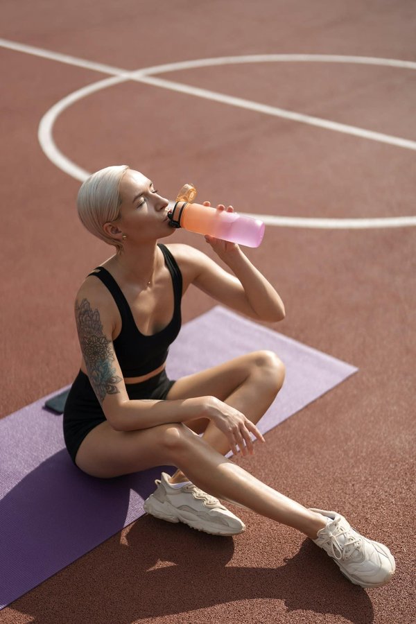 What's the Best Strategy for Hydration Management During Ultra-Distance Triathlons?